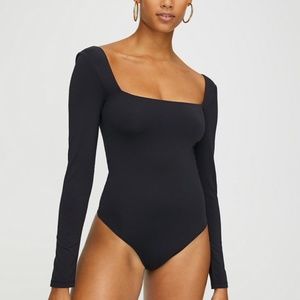 Babaton Contour Longsleeve Bodysuit